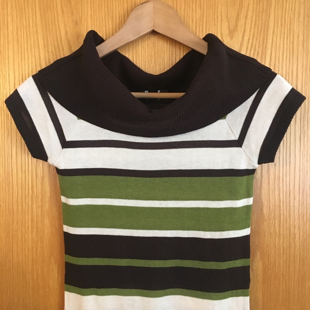 Striped Tee - Picture 2 of 3